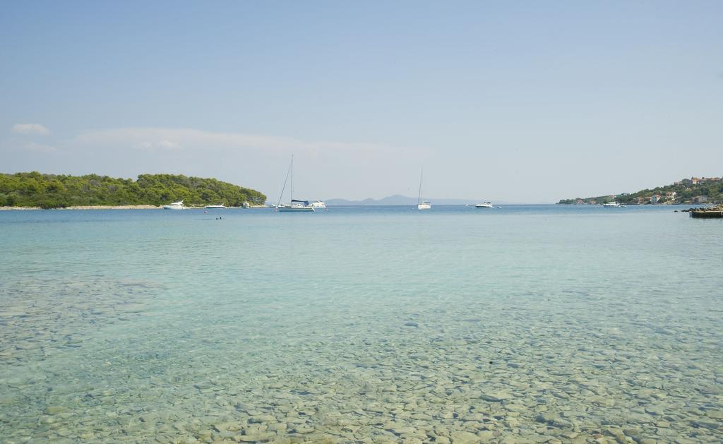 Villa Cortes Mali Iž Buitenkant foto